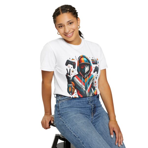 T-Shirt | Unisex Abstract Geometry A 3D character with a more conceptual and minimalist approach, where the character is formed by abstract geometric shapes and blocks - Image 4